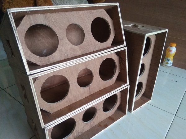 Detail Gambar Box Speaker Line Array Nomer 37