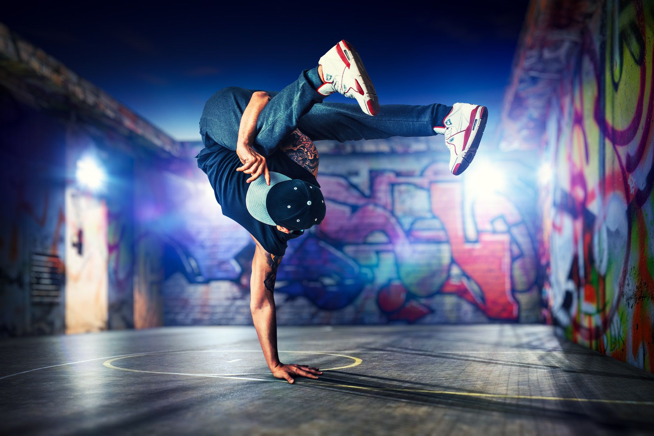 Detail Gambar Breakdance Nomer 16