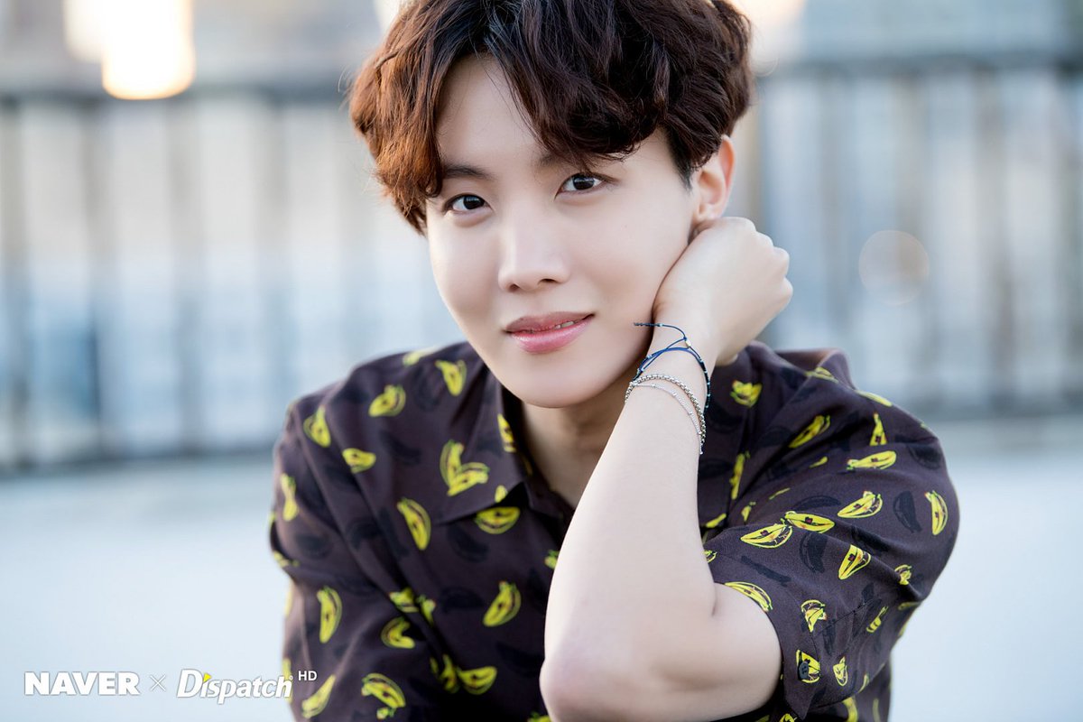 Detail Gambar Bts J Hope Nomer 31