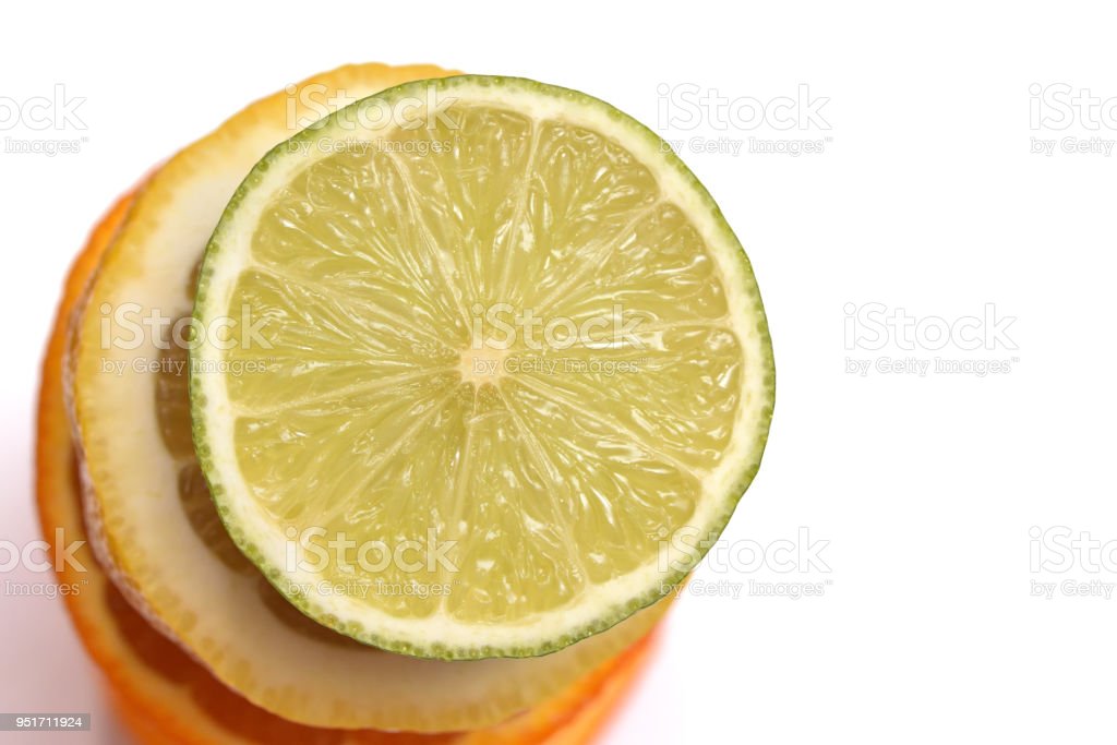 Detail Gambar Buah Lemon Dan Jeruk Nipis Nomer 37