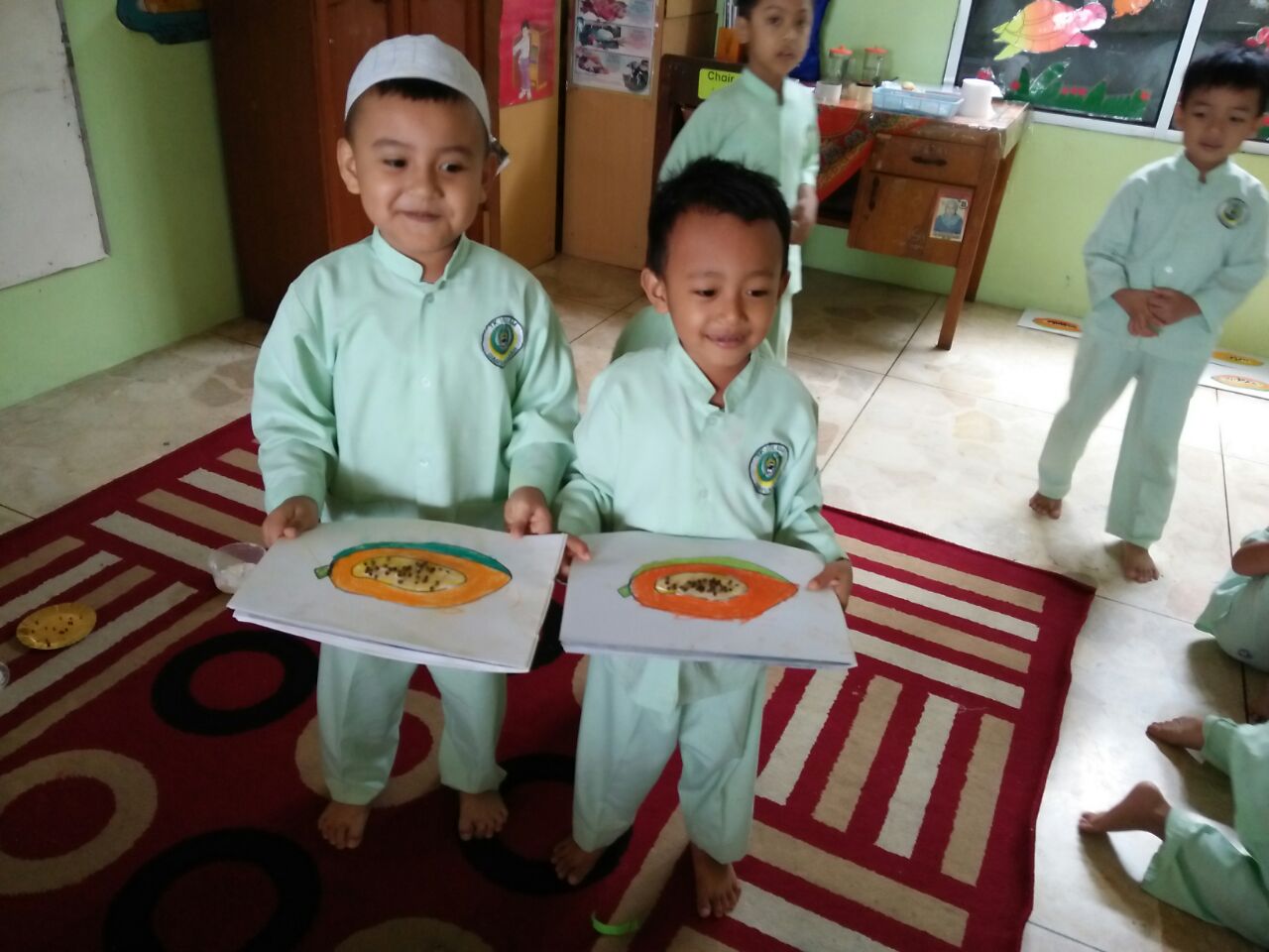 Detail Gambar Buah Pepaya Untuk Anak Tk Nomer 11