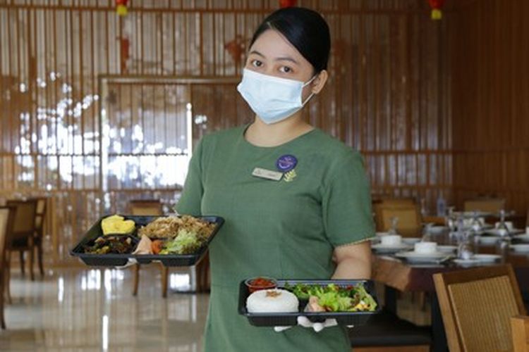 Detail Gambar Buah Potong Di Meja Makanan Pagi Di Hotel Nomer 31