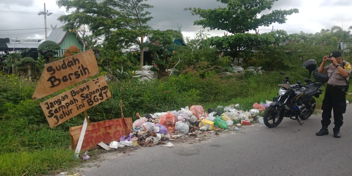 Detail Gambar Buang Sampah Nomer 32