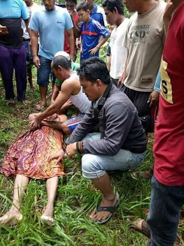 Detail Gambar Buaya Makan Orang Nomer 21