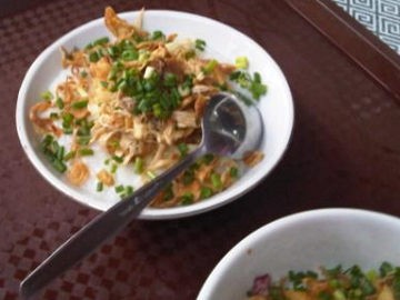 Detail Gambar Bubur Ayam Di Mangkok Nomer 18