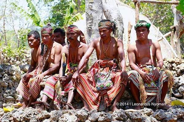 Detail Gambar Budaya Gambar Budaya Timor Tengah Selatan Nomer 36