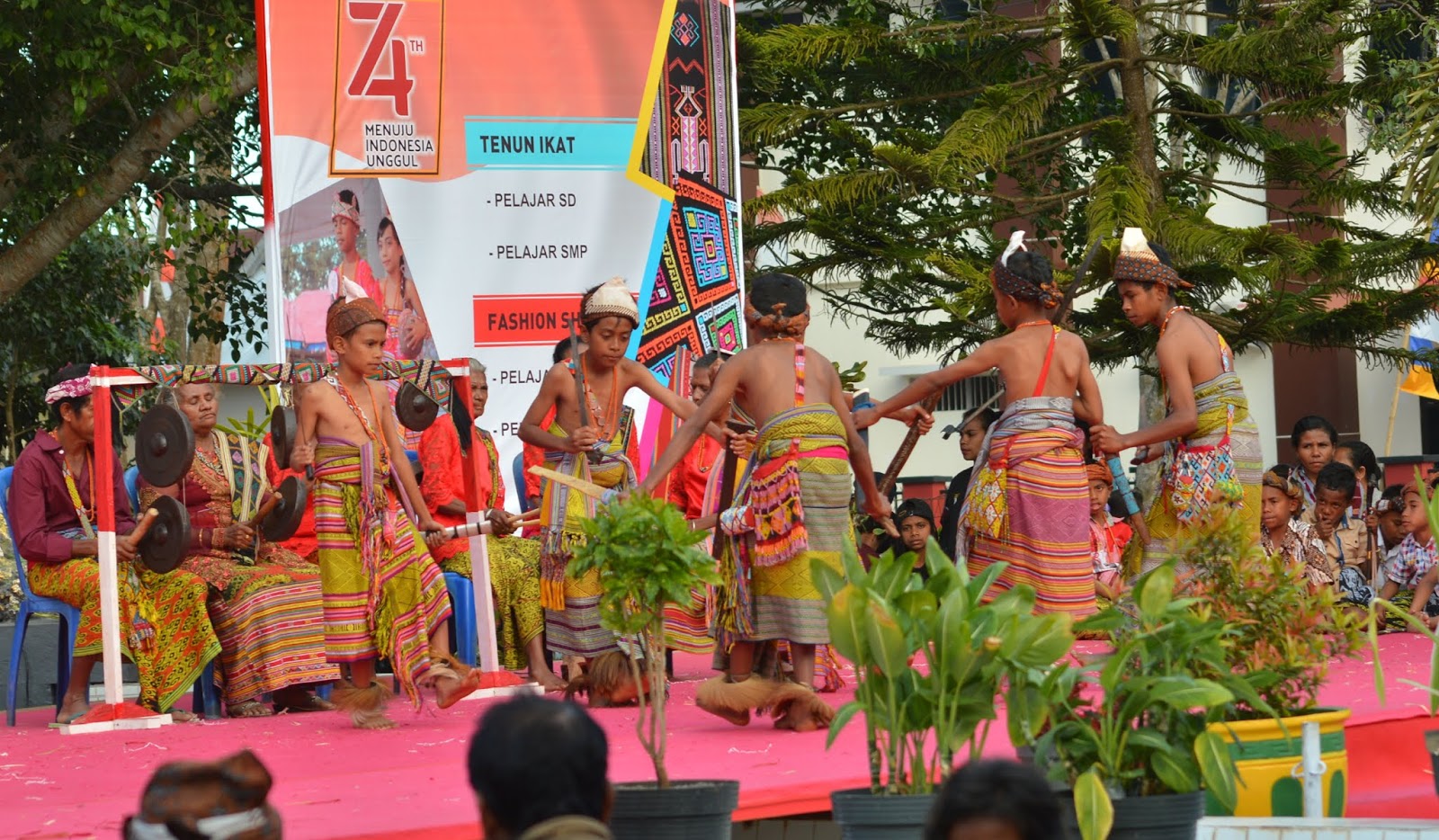 Detail Gambar Budaya Gambar Budaya Timor Tengah Selatan Nomer 40