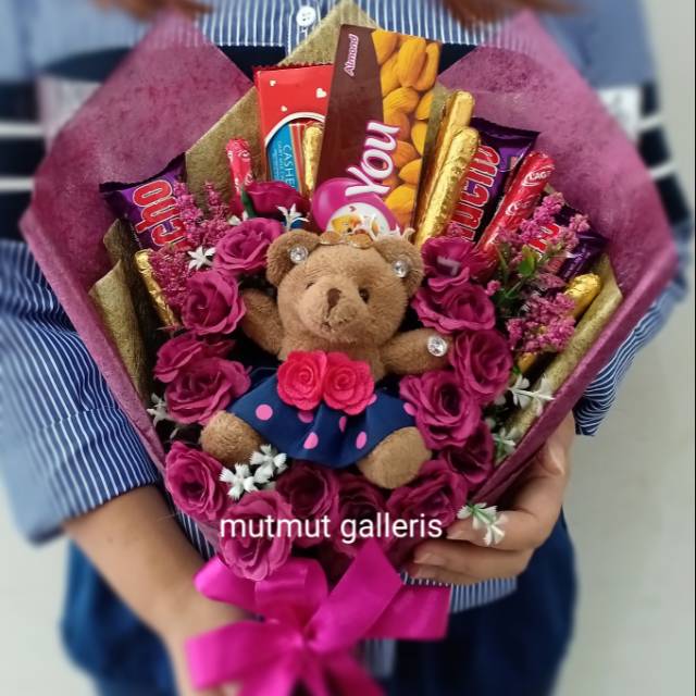 Detail Gambar Buket Coklat Dan Boneka Nomer 5