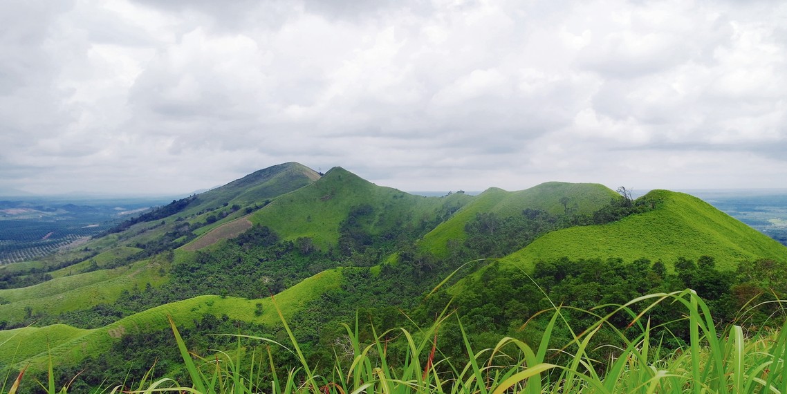 Detail Gambar Bukit Dan Perbukitan Nomer 31