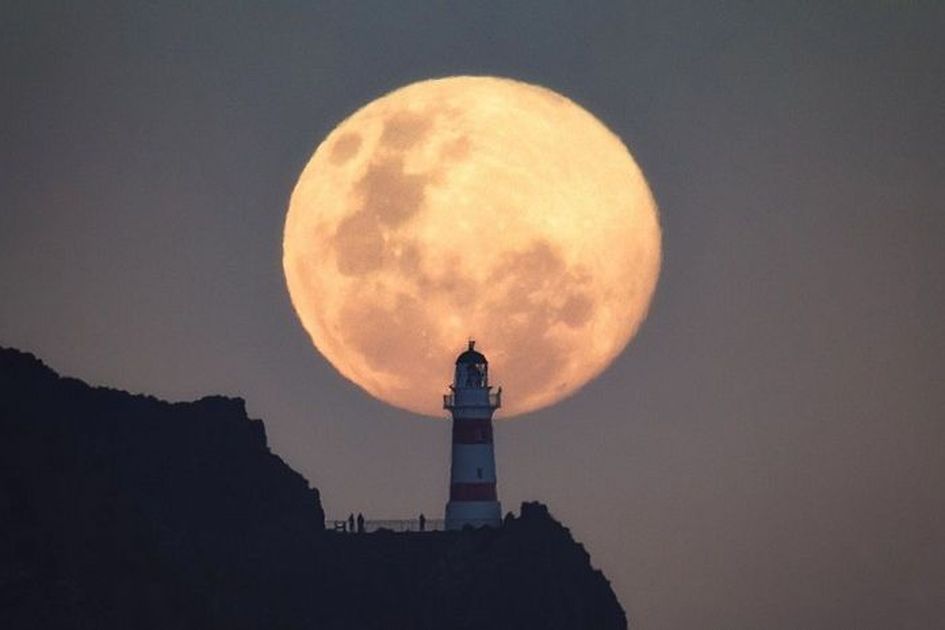 Gambar Bulan Sabit Gambar Bulan Penuh - 54+ Koleksi Gambar