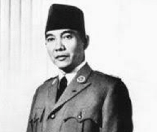 Detail Gambar Bung Karno Hitam Putih Nomer 50