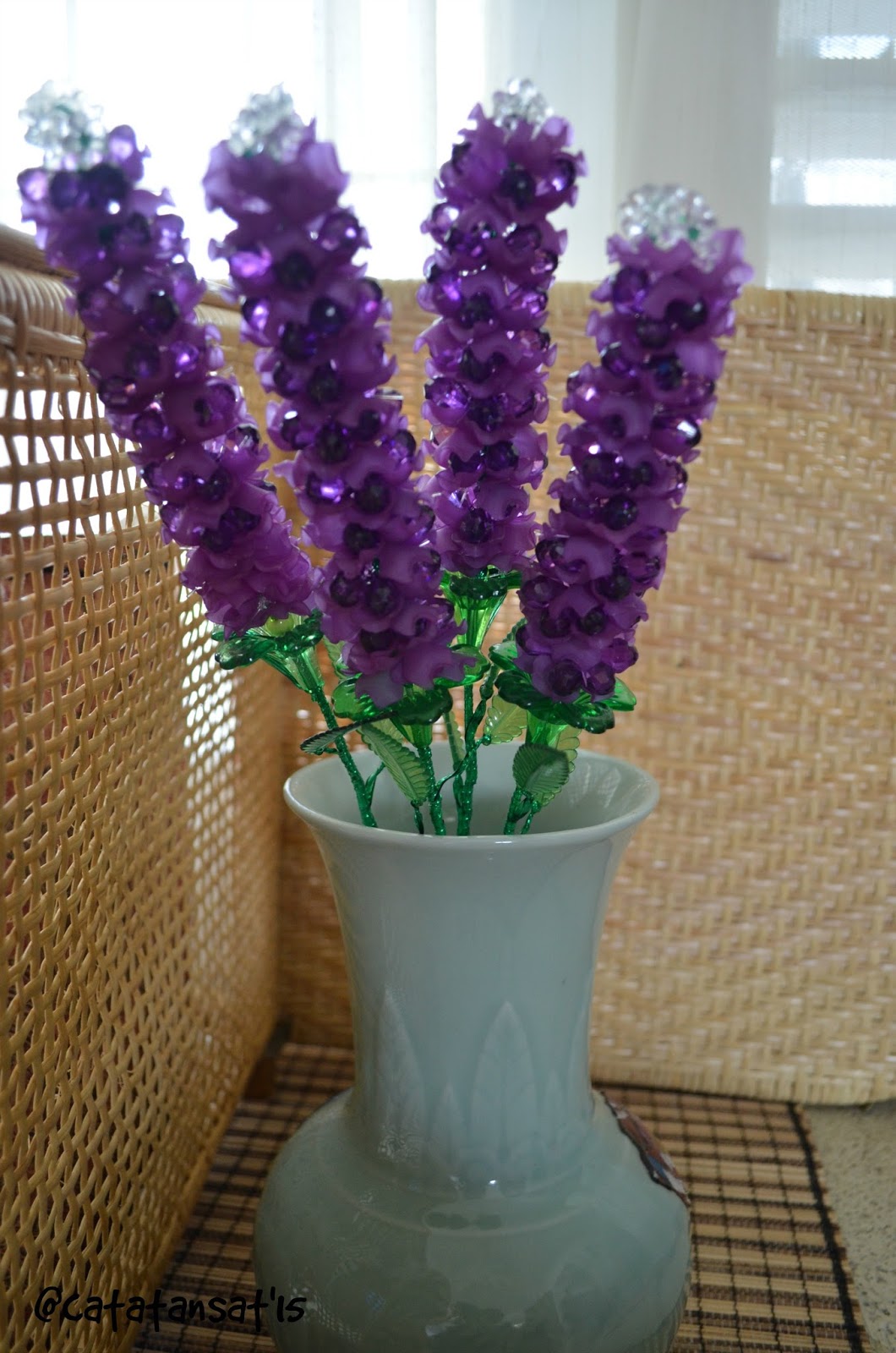Detail Gambar Bunga Akrilik Lavender Nomer 30
