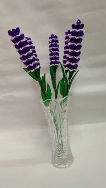 Detail Gambar Bunga Akrilik Lavender Nomer 34