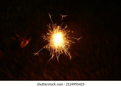 Gambar Bunga Api - KibrisPDR