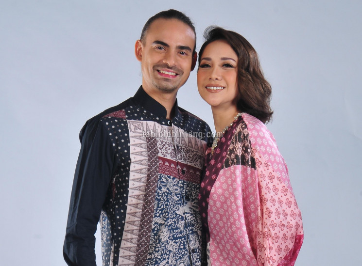 Detail Gambar Bunga Citra Lestari Dan Ashraf Sinclair Nomer 15