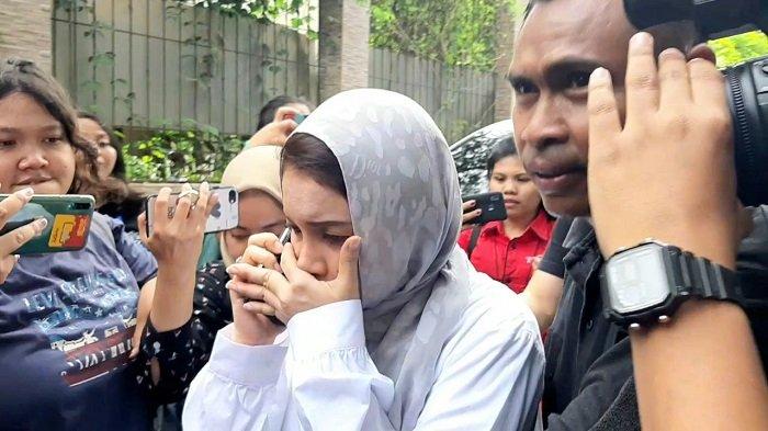 Detail Gambar Bunga Citra Lestari Dan Ashraf Sinclair Nomer 18
