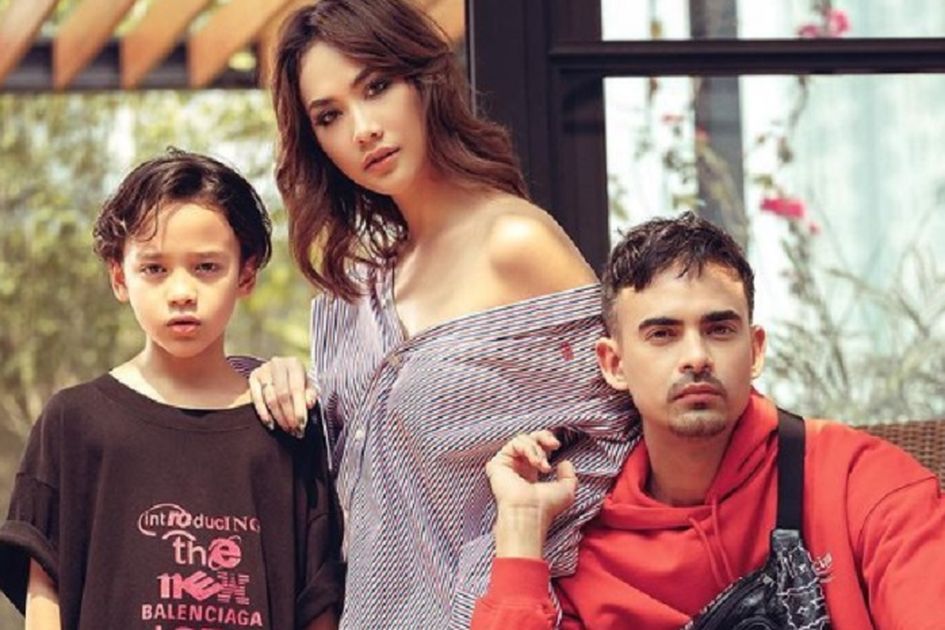 Detail Gambar Bunga Citra Lestari Dan Ashraf Sinclair Nomer 34