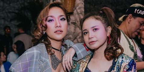 Detail Gambar Bunga Citra Lestari Dan Ashraf Sinclair Nomer 48