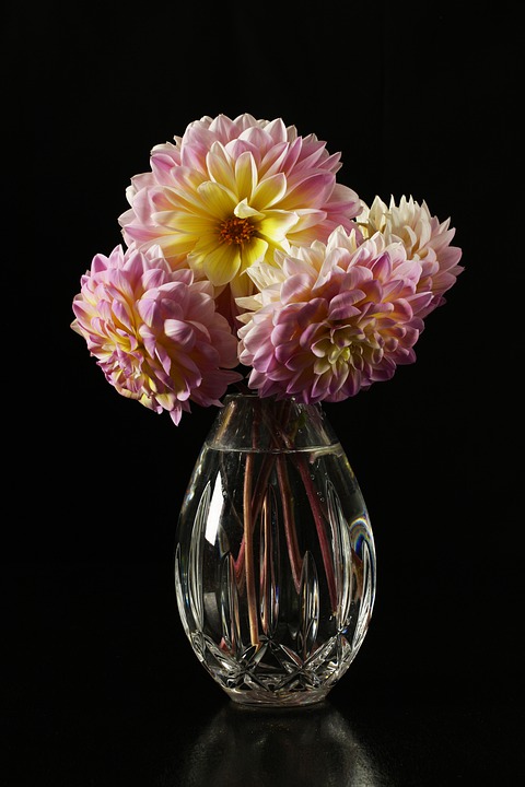 Detail Gambar Bunga Dalam Vas Nomer 22