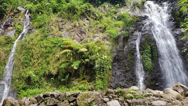 Detail Air Terjun Pengantin Ngawi Nomer 3