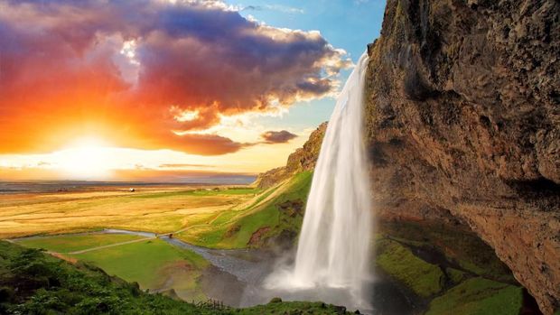 Detail Air Terjun Seljalandsfoss Di Islandia Nomer 3