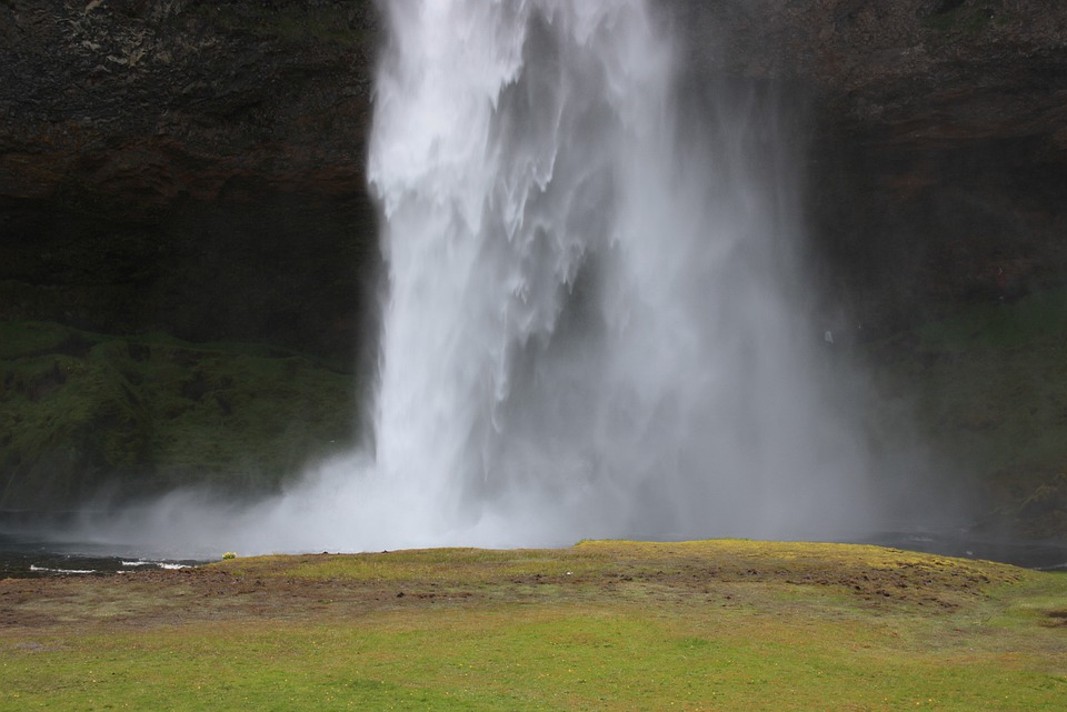 Detail Air Terjun Seljalandsfoss Di Islandia Nomer 37