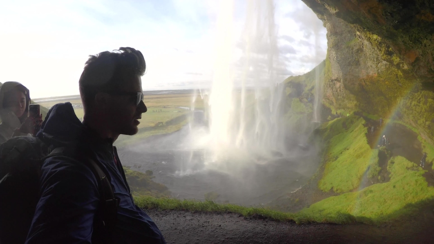 Detail Air Terjun Seljalandsfoss Di Islandia Nomer 39