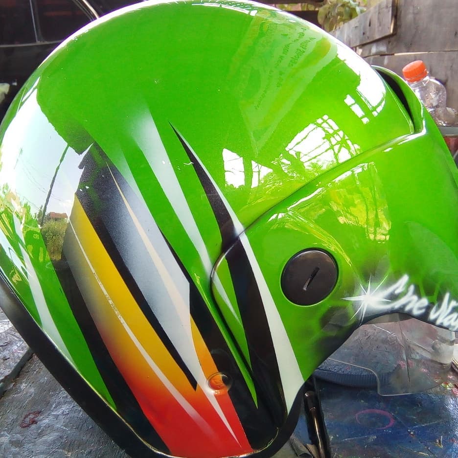 Detail Airbrush Helm Grafis Nomer 51