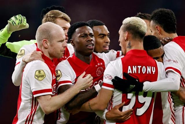 Detail Ajax Psv Eindhoven Nomer 42