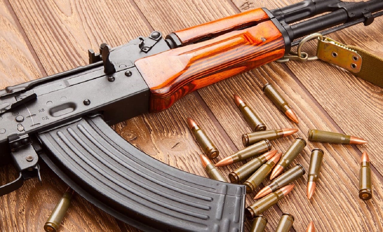 Detail Ak 47 Gun Photo Nomer 10