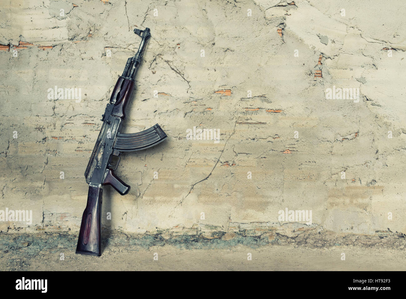 Detail Ak 47 Image Nomer 32