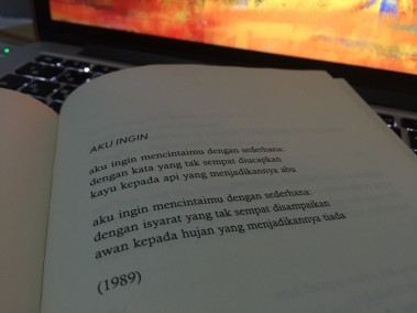 Detail Aku Ingin Mencintaimu Dengan Sederhana Puisi Nomer 24