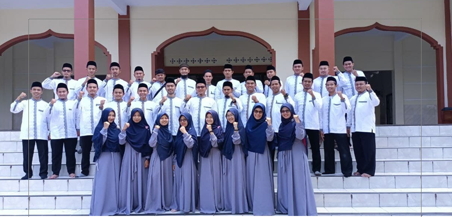 Detail Al Multazam 2 Nomer 4