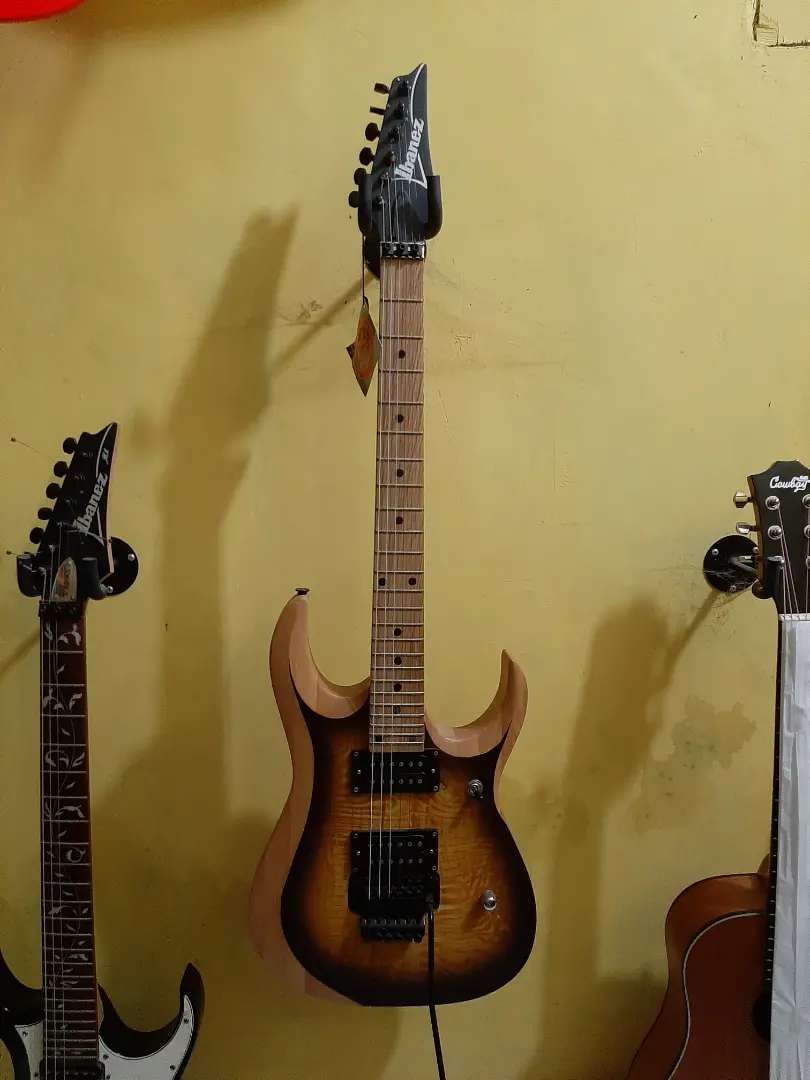 Detail Alat Musik Gitar Listrik Nomer 50