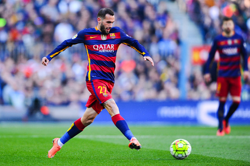 Detail Aleix Vidal Fc Barcelona Nomer 27