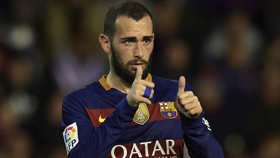 Detail Aleix Vidal Fc Barcelona Nomer 52