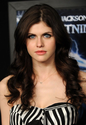 Detail Alexandra Daddario Percy Jackson Nomer 22