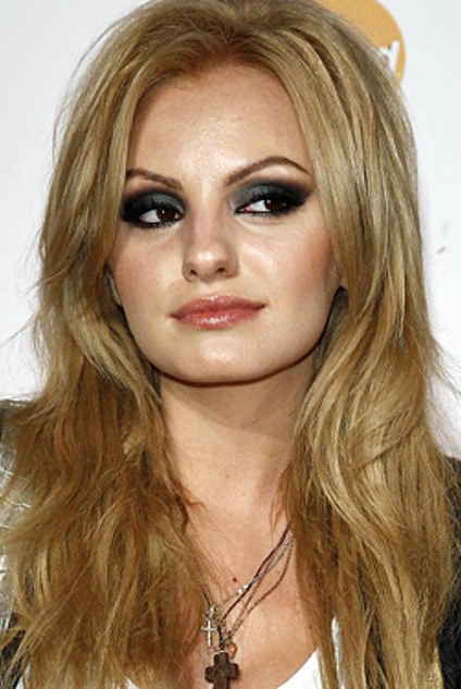 Detail Alexandra Stan Foto Nomer 3