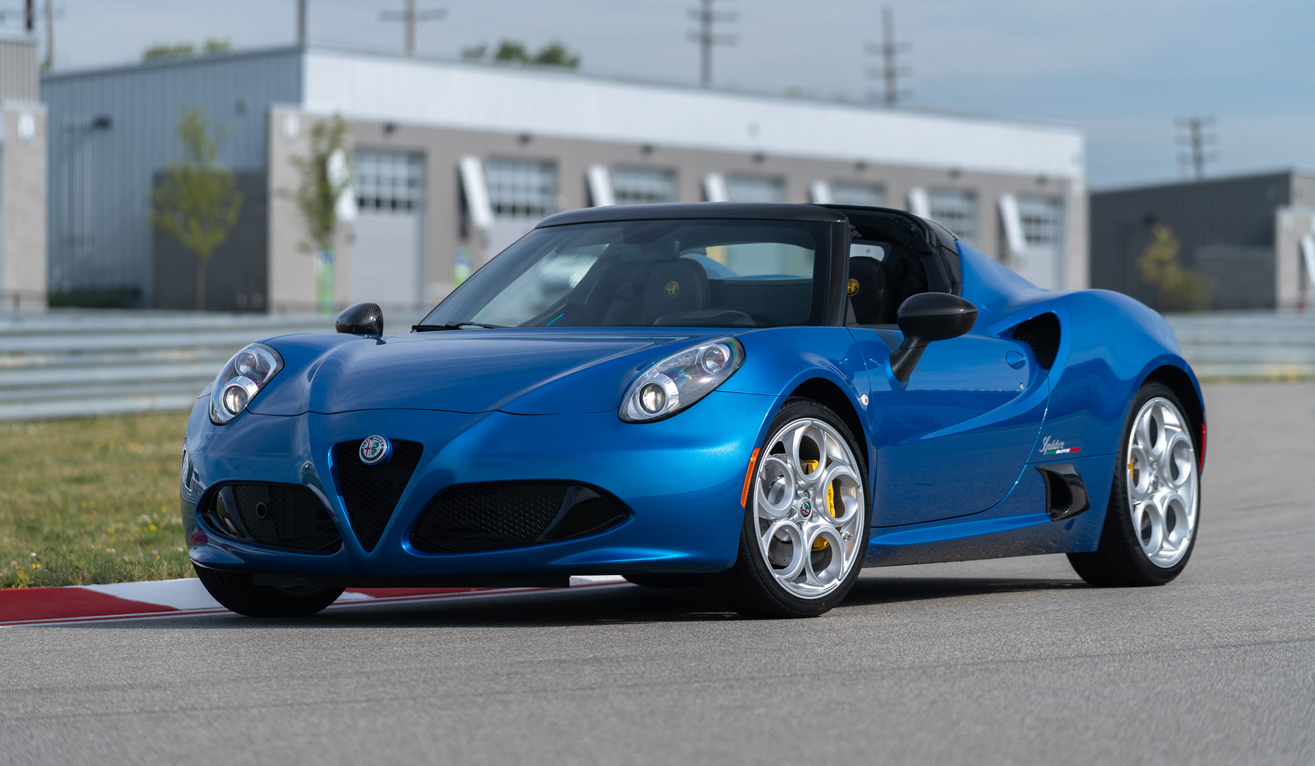 Detail Alfa Romeo 4c Nomer 14