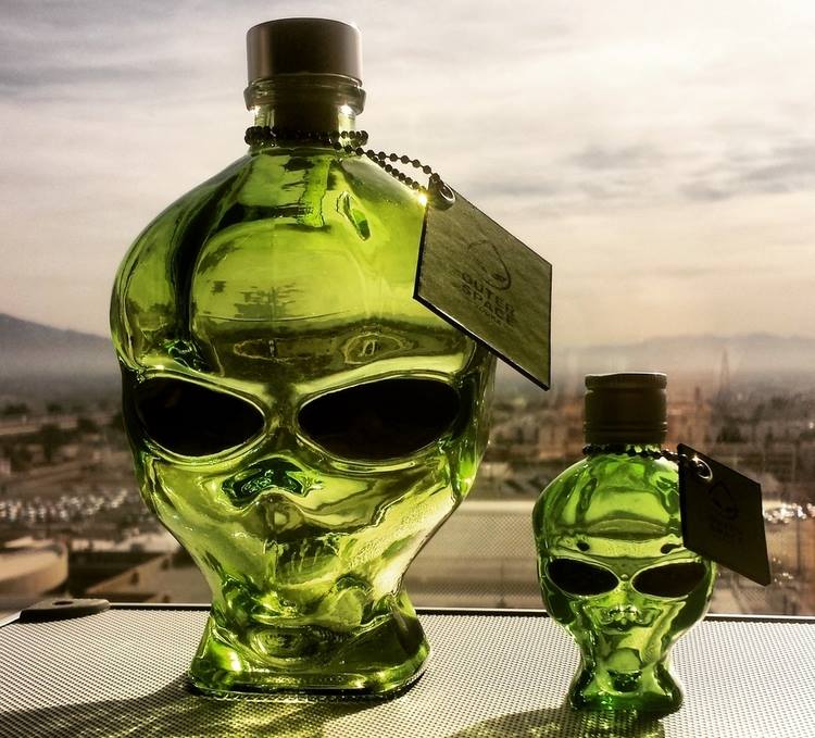 Detail Alien Tequila Bottle Nomer 21