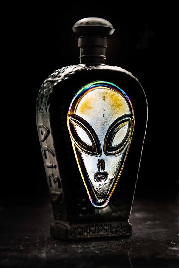 Detail Alien Tequila Bottle Nomer 39