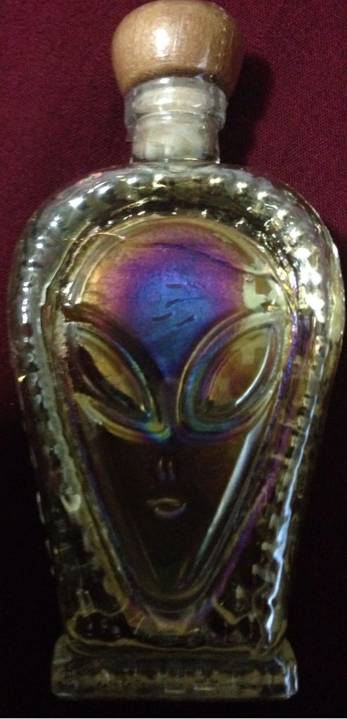 Detail Alien Tequila Bottle Nomer 55