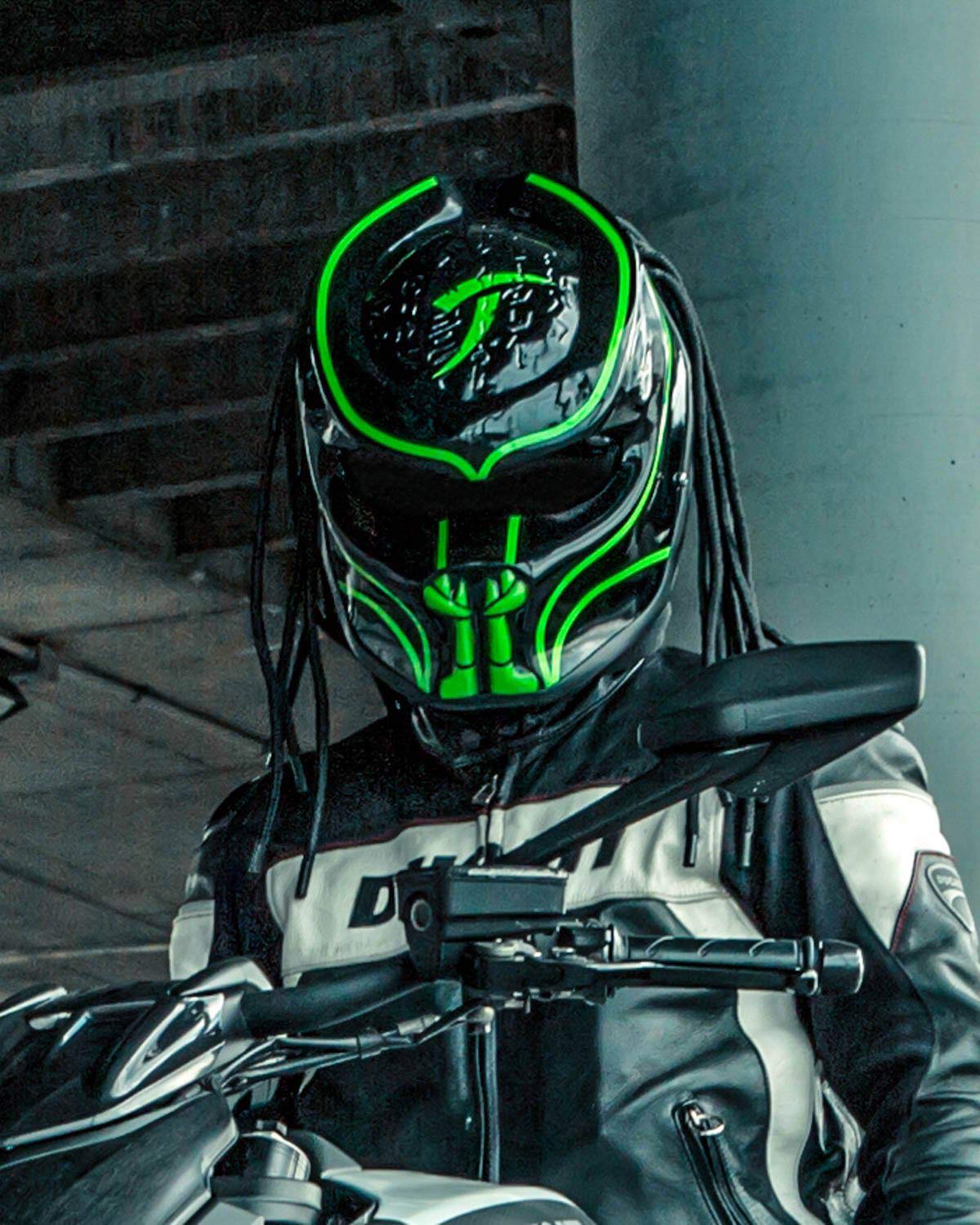 Detail Alien Vs Predator Bike Helmet Nomer 49