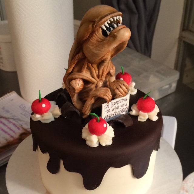 Detail Alien Vs Predator Birthday Cake Nomer 47