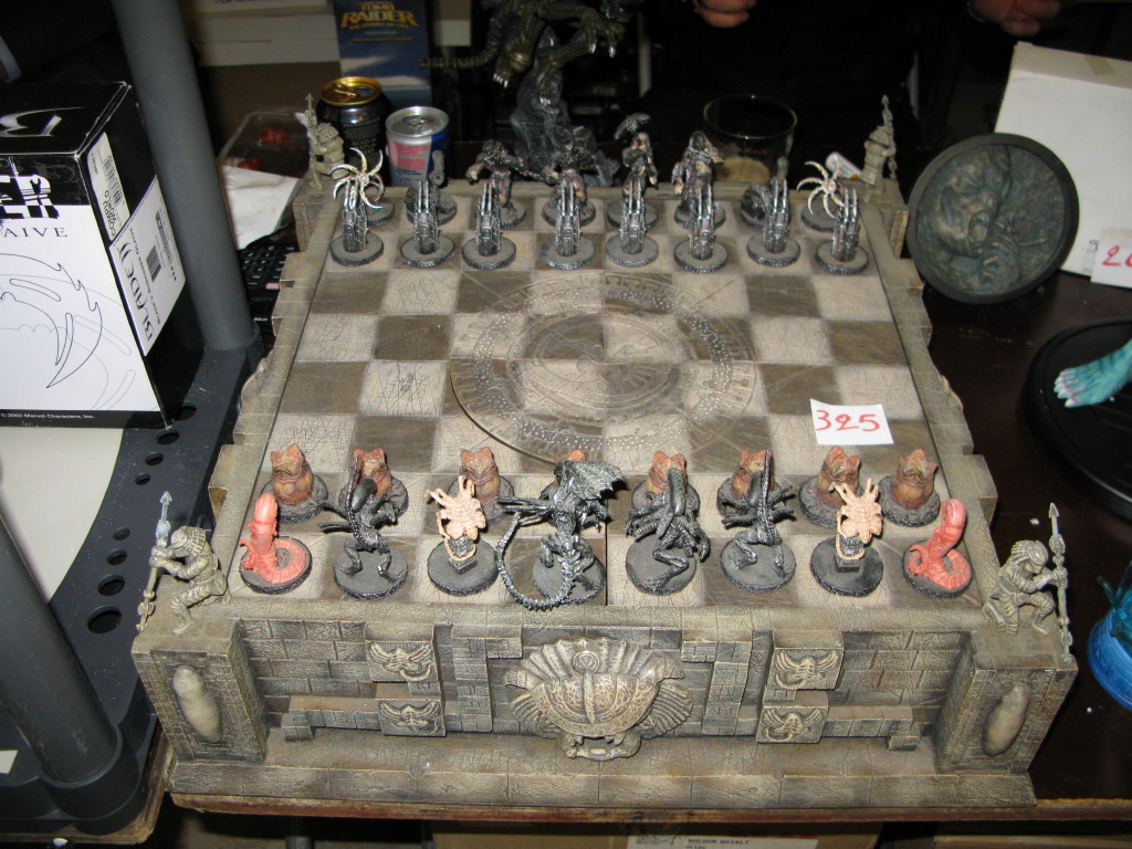 Detail Alien Vs Predator Chess Set Nomer 17