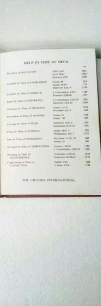 Detail Alkitab Bhs Inggris Nomer 37