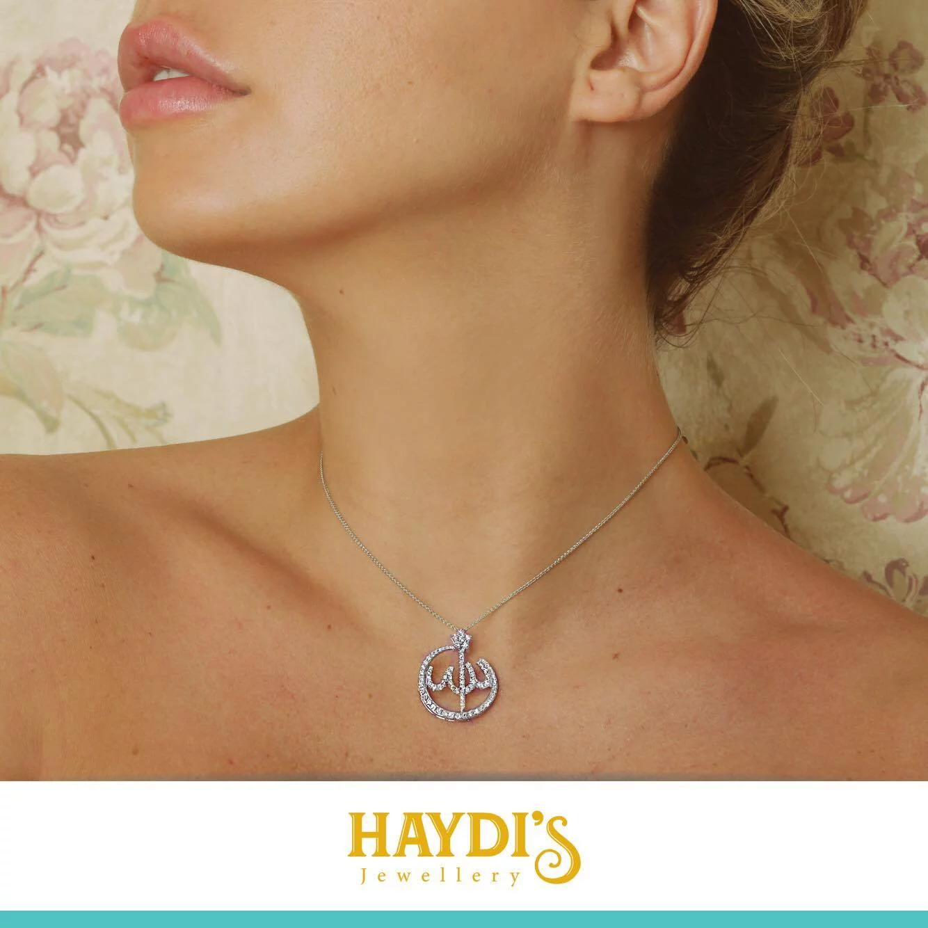 Detail Allah Diamond Necklace Nomer 51