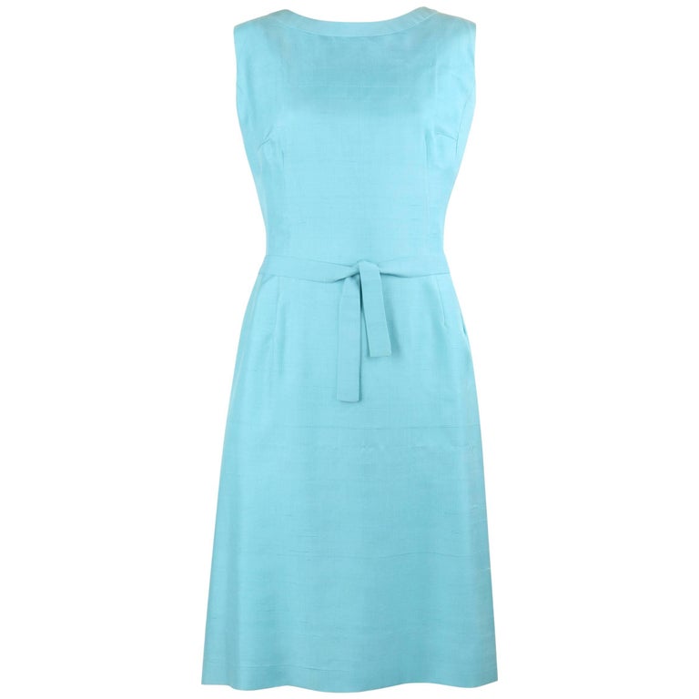 Detail Kleid Aquamarin Nomer 20