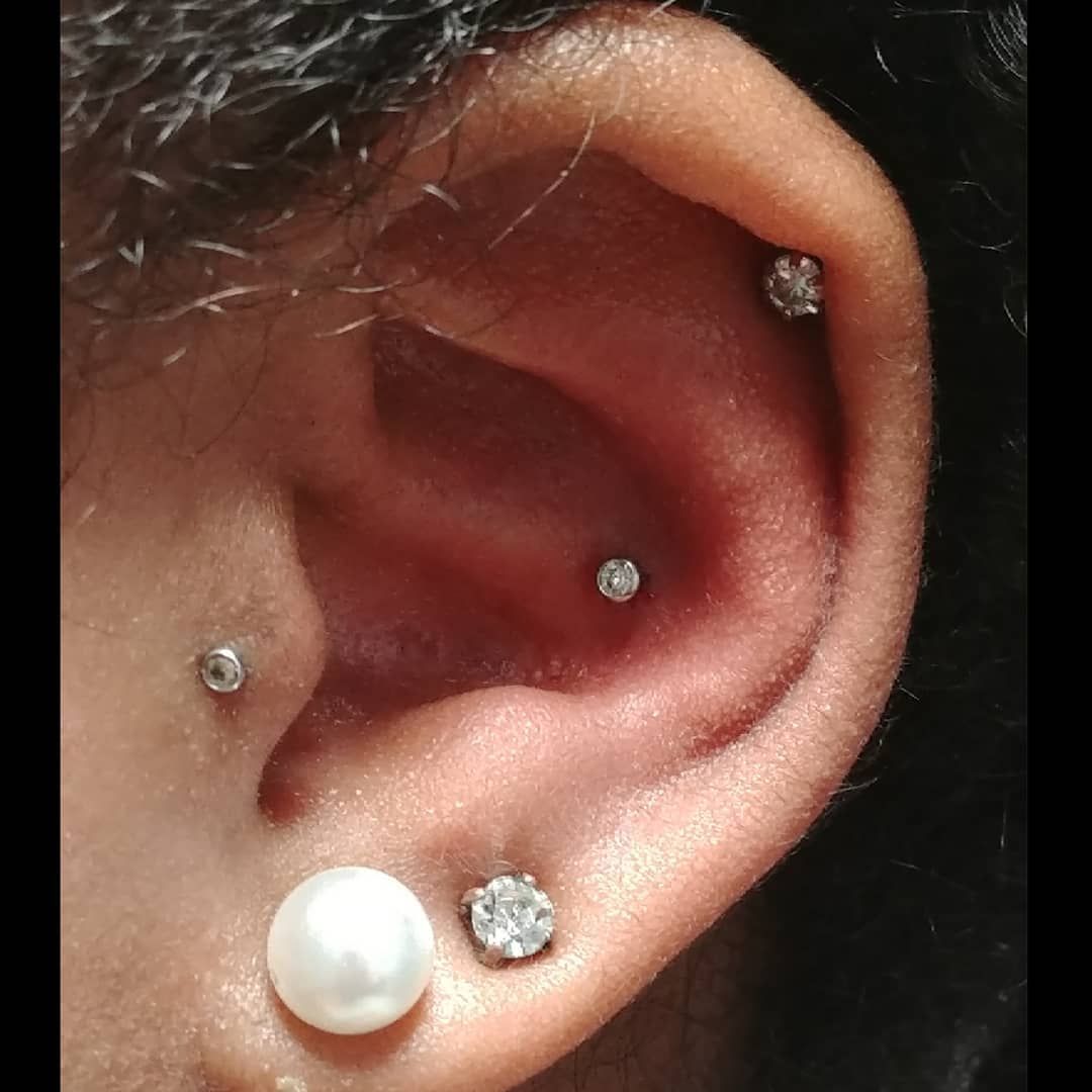 Detail Clear Conch Piercing Nomer 5