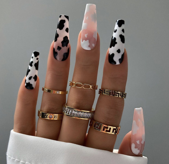 Detail Clear Cow Print Nails Nomer 27